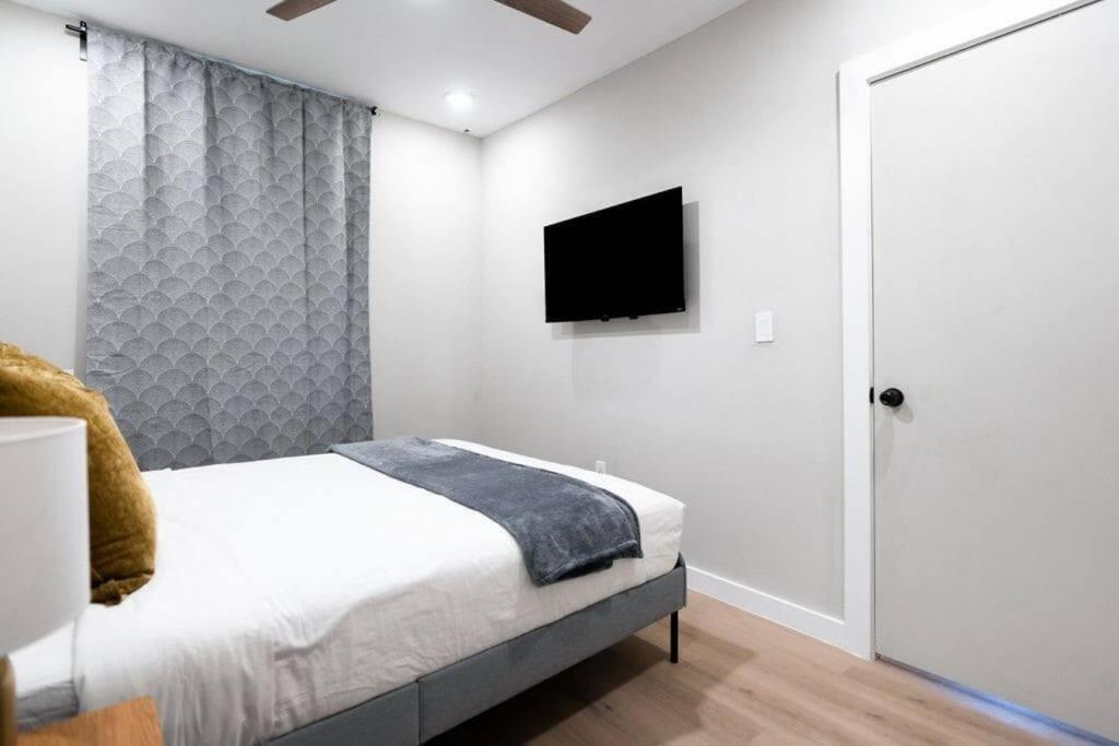 Modern Apt With Self Check-in * Miami
